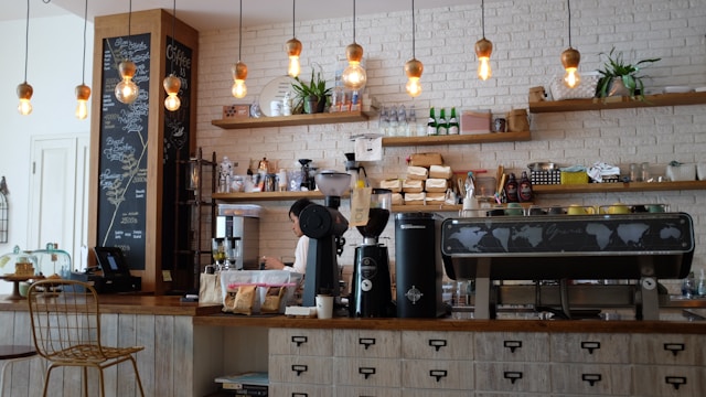 A quiet café counter with empty seats
